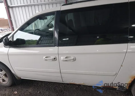 2007 Dodge Grand Caravan Sxt z USA, uszkodzony, nr VIN 2D4GP44L47R339403